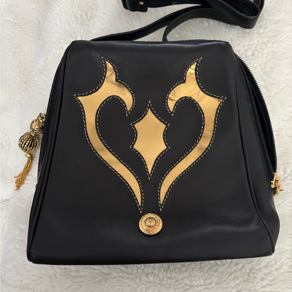 Chic Black and Gold Women's crossbody black leather Bally bag